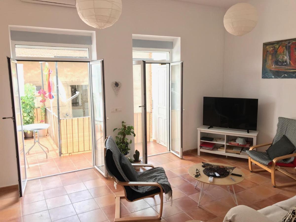Ferienwohnung Im Zentrum Alicante Buitenkant foto